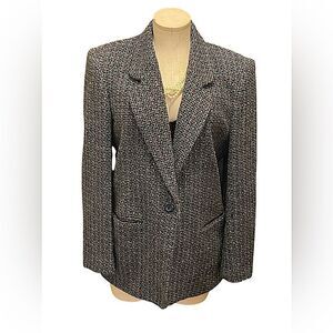 Timeless Tweed multi-colored Blazer with Classic Elegance